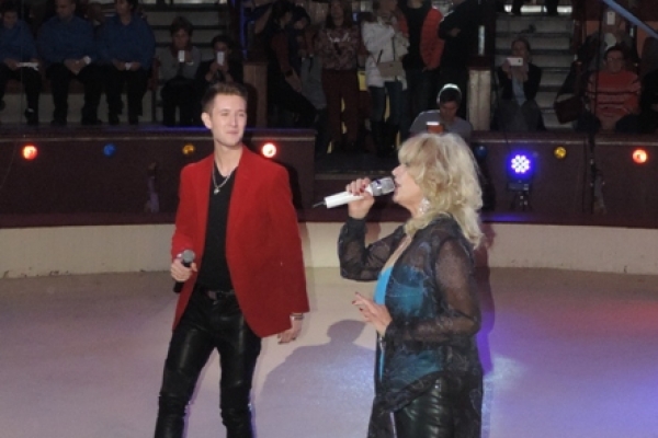 cirkusz2015-3461C1C7AF-995C-F317-9A32-0943F4571BFF.jpg